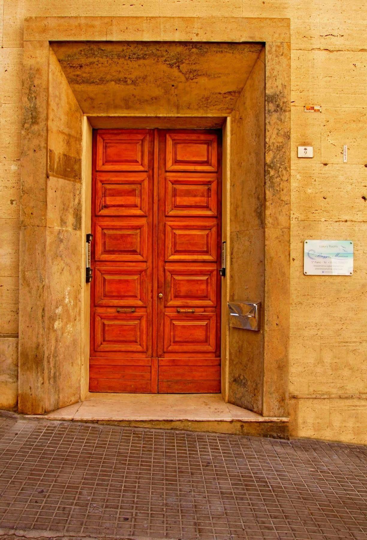 Brezza Marina Luxury Rooms Cagliari Bagian luar foto